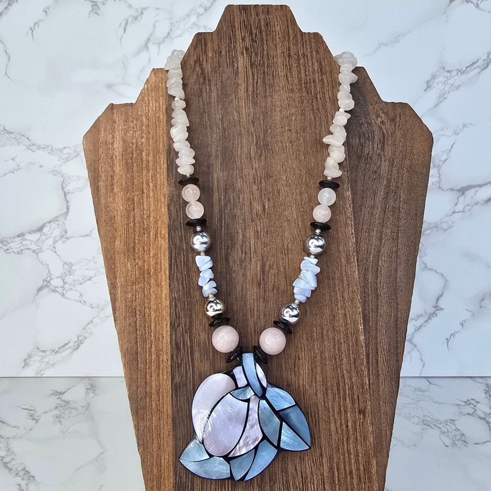 Lee Sands Mother of Pearl Mosaic Flower Pendant Rose Quartz Agate Necklace 22in